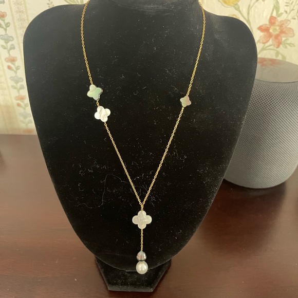 Christmas/Birthday gift! Brand new gold and pearl necklace! - Picture 1 of 5